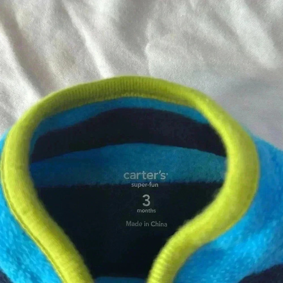 Carter's -  pullover 1/2 zip fleece sweater. Size 3 months - Picture 2 of 4